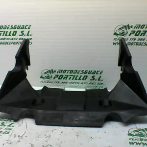 Foto de Protector de radiador Yamaha XMAX 250 referencia 213-19-37436 foto 11