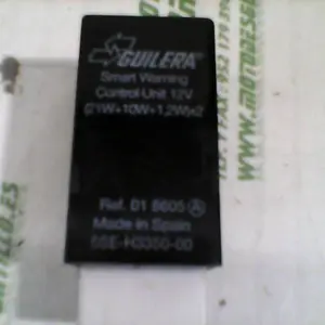 Foto de Relé Yamaha Majesty 125 referencia 215-18-15842 foto 20