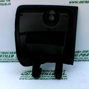 Foto de Puerta de guantera Yamaha X MAX 125 referencia 304-21-31487 foto 2