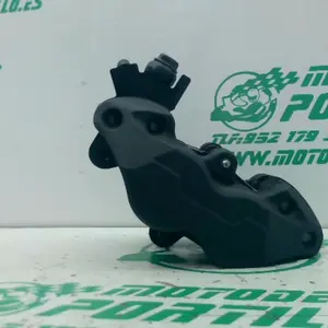Foto de Pinza de freno delantera derecha Kawasaki Z 900 referencia 6-24-47578 foto 2