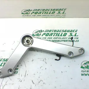 Foto de Soporte de motor Suzuki V Strom 650 referencia 144-19-21232 foto 14