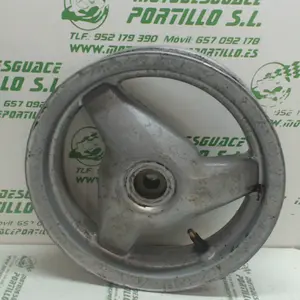 Foto de Llanta trasera Piaggio ZIP Aire 2T 1 50 referencia 13-19-20528 foto 4