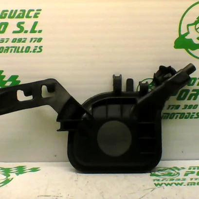 Foto de Rebosadero de gasolina Honda SH MODE referencia 413-21-32614