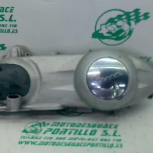Foto de Tapa de cárter Vespa Granturismo 125 referencia 426-22-44628 foto 2