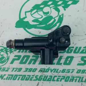 Foto de Bomba de freno trasero Yamaha N MAX 125 referencia 394-23-46367 foto 9