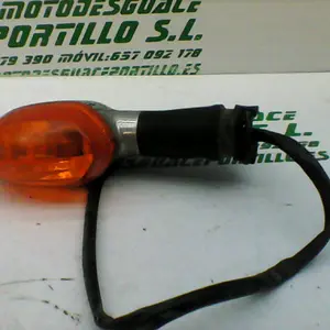 Foto de Intermitente trasero izquierdo Yamaha YBR 125 i referencia 171-21-30483 foto 14