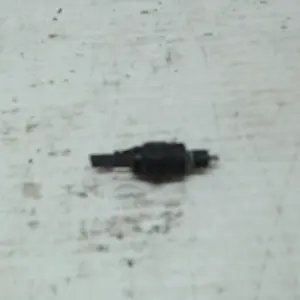 Foto de Sensor de freno trasero Yamaha Majesty 125 referencia 80-19-39316
