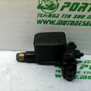 Foto de Bomba de freno delantero Gilera NEXUS 500 04 referencia 15-21-28844 foto 4