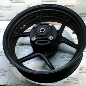 Foto de Llanta trasera Kawasaki Z 750 referencia 163-16-15500 foto 4