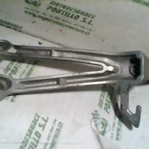 Foto de Estribera trasera izquierda Suzuki Gsx 600 R referencia 12-16-3918