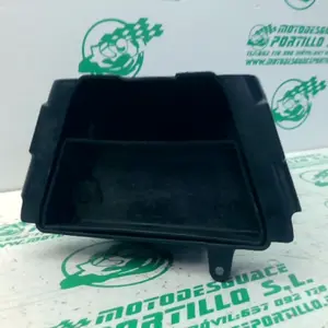 Foto de Caja de herramienta Suzuki Intruder 250 referencia 391-23-46917 foto 6
