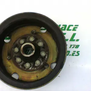 Foto de Plato magnetico Piaggio ZIP Aire 2T 1 50 referencia 255-18-25186 foto 5