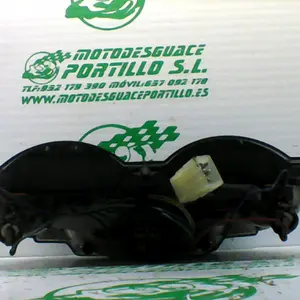 Foto de Piloto trasero Aprilia Area 51 referencia 54-20-35883 foto 4