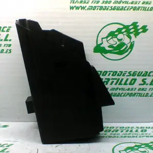 Foto de Caja batería Yamaha X MAX 125 referencia 304-21-31462 foto 4