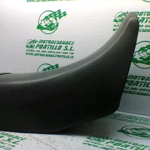 Foto de Asiento Suzuki DR 600 S referencia 52-20-34365 foto 3