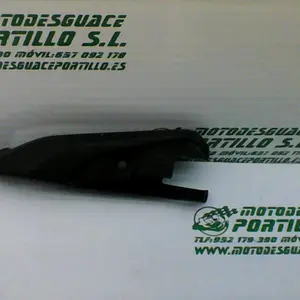 Foto de Embellecedor de reposapie derecho Honda SH 125I 13-16 referencia 28-19-17035