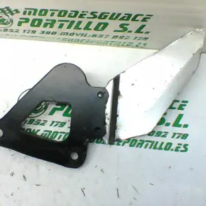 Foto de Estribera delantera izquierda Suzuki GS-500-F referencia 166-19-21501 foto 5