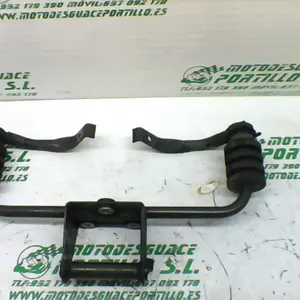 Foto de Soporte de carenado Suzuki V Strom 650 referencia 144-19-21268 foto 2