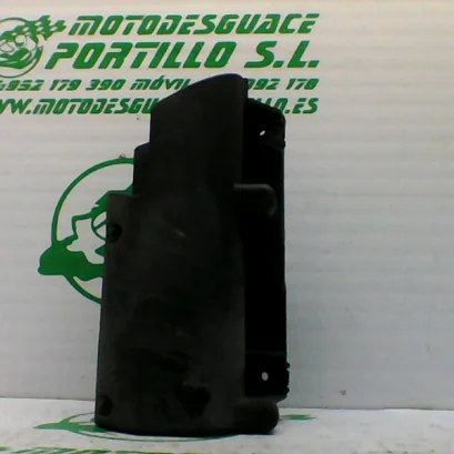 Foto de Embellecedor de horquilla derecha Aprilia Sportcity 125 referencia 219-20-39542