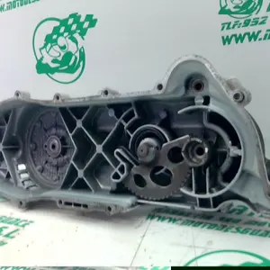 Foto de Tapa de cárter Piaggio Liberty 50 4T referencia 304-22-41003 foto 4