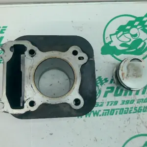Foto de Cilindro y pistón Vespa LX 125 referencia 232-23-48386 foto 4