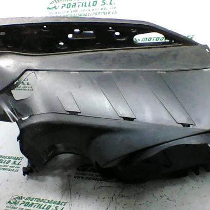 Foto de Suelo Yamaha XMAX 250 referencia 307-22-37467