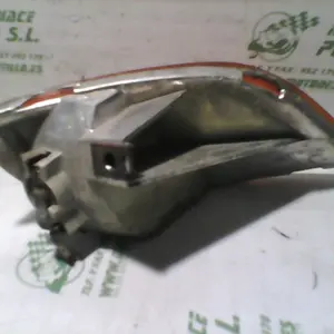 Foto de Intermitente delantero izquierdo Piaggio ZIP Aire 2T 2 50 referencia 88-20-38003 foto 32