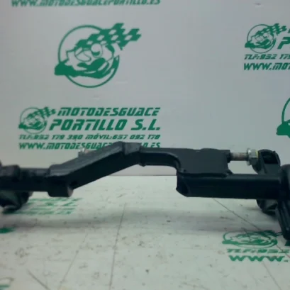 Foto de Soporte de motor Kymco PEOPLE S 125 referencia 369-23-46730