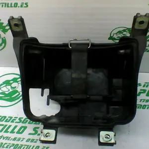 Foto de Caja batería Honda Pcx 125 referencia 181-23-46273 foto 12