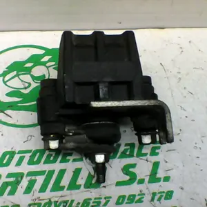 Foto de Pinza de freno de mano Piaggio MP3 250 RL referencia 397-21-40329 foto 3