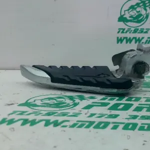 Foto de Reposapies trasero derecho Honda SH 125 2018 referencia 327-24-48791 foto 2