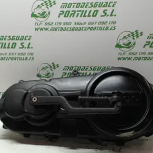 Foto de Tapa de cárter Kymco Grand dink 125 referencia 169-23-48532 foto 8