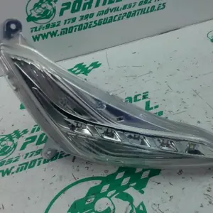 Foto de Intermitente delantero derecho Piaggio BEVERLY 300 I referencia 452-23-46517