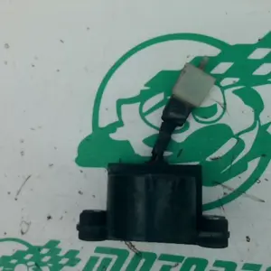 Foto de Sensor de caída Honda PS 125 referencia 106-24-47774 foto 3