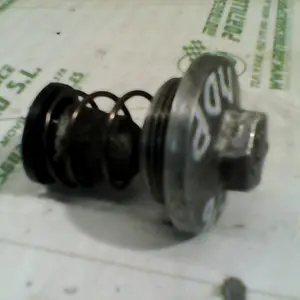 Foto de Tapon vaciado de aceite Kymco Bet&win 125 referencia 251-19-36863 foto 3