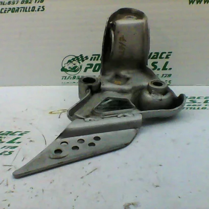 Foto de Estribera delantera derecha Honda CBF 125 M referencia 166-22-34780