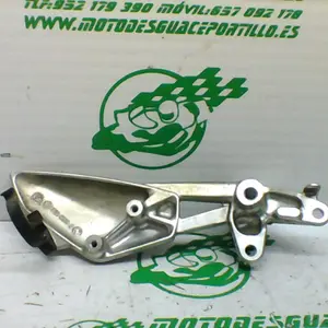 Foto de Estribera delantera derecha BMW K1200R referencia 332-23-45390 foto 2