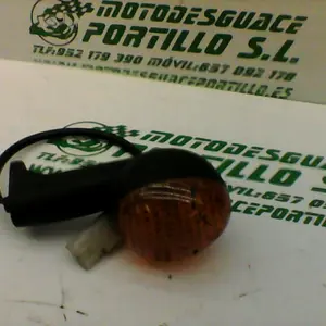 Foto de Intermitente trasero derecho Peugeot Ludix 50 referencia 71-19-19081 foto 4