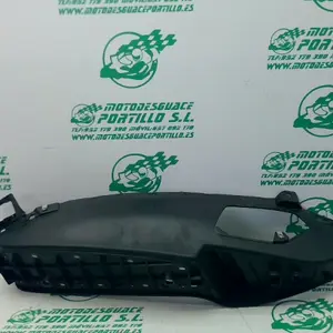 Foto de Suelo derecho Piaggio MP3 250 RL referencia 397-21-40152 foto 1