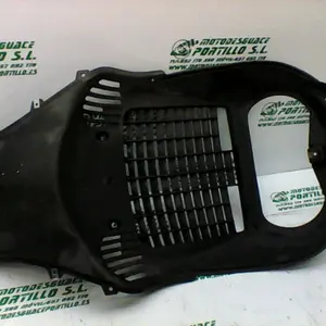 Foto de Protector de radiador Piaggio Beverly 125 referencia 249-22-38632 foto 2