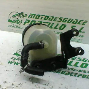 Foto de Depósito del líquido de frenos BMW F 800 ST referencia 312-19-28755