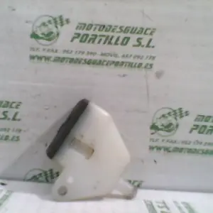 Foto de Depósito del líquido de frenos Suzuki V Strom 650 referencia 144-19-21189 foto 5