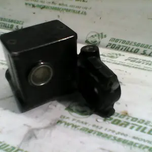 Foto de Bomba de freno delantero Suzuki Burgman 250 referencia 109-17-9515