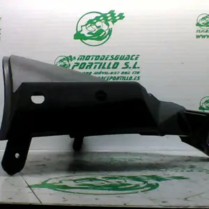 Foto de Carcasa trasera de cúpula Kymco super dink 300 i referencia 113-23-43387 foto 3