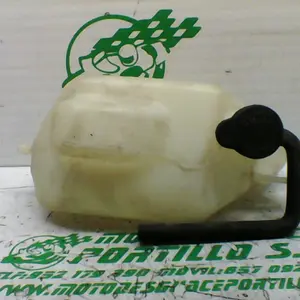 Foto de Bote expansor Kymco super dink 300 i referencia 367-19-43488 foto 4
