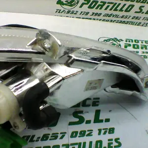 Foto de Intermitente delantero izquierdo Peugeot tweet 125 referencia 419-22-40510 foto 17