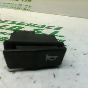 Foto de Interruptor de claxon WILDLANDER SHARK referencia 357-19-24719