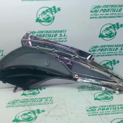 Foto de Carcasa lateral derecha Kymco MILER 125I referencia 151-24-48125