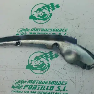 Foto de Embellecedor trasero Suzuki Intruder 250 referencia 391-23-46920 foto 4