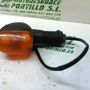 Foto de Intermitente trasero derecho Suzuki GS-500-F referencia 166-19-21432 foto 4
